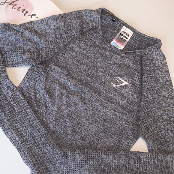 Gymshark Long Sleeve Crop Top - Picture 2 of 7